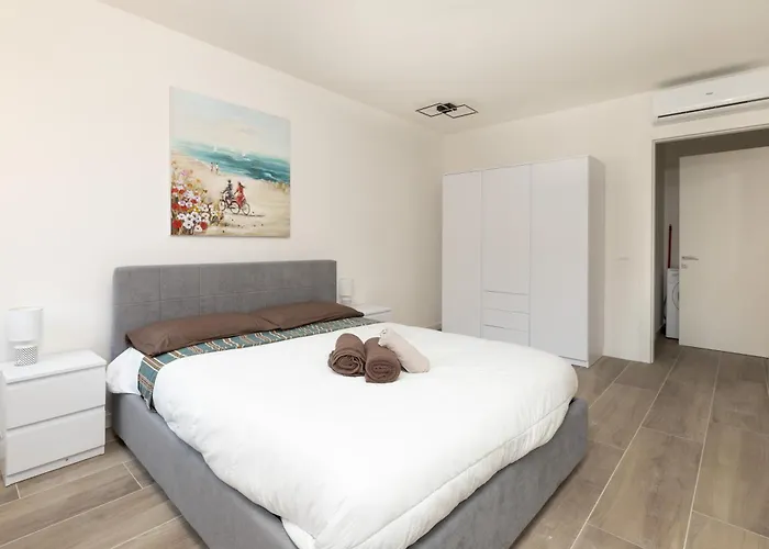 Daire Hurban Anastasio 12 Terrace Park Trieste